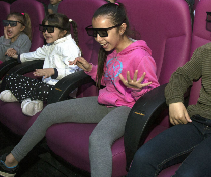 Children inside the Nickelodeon Adventure 4D Cinema